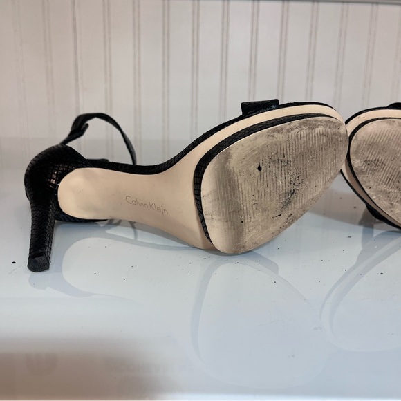 Calvin Klein Vivian Black Snakeskin Platform Sandals - Ankle Strap Heels Size 9 - Picture 6 of 15